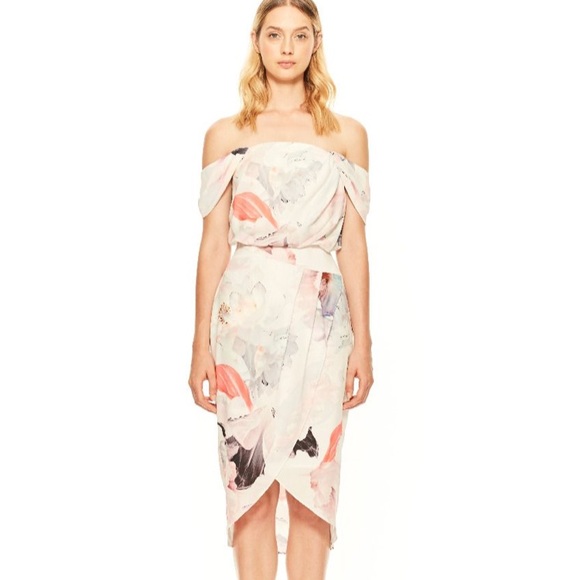 Cooper St Dresses & Skirts - Gorgeous Cooper St floral dress